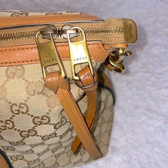 Gucci Rania Monogram GG Web Convertible Satchel Tote Crossbody Bag in Khaki - Picture 5 of 17